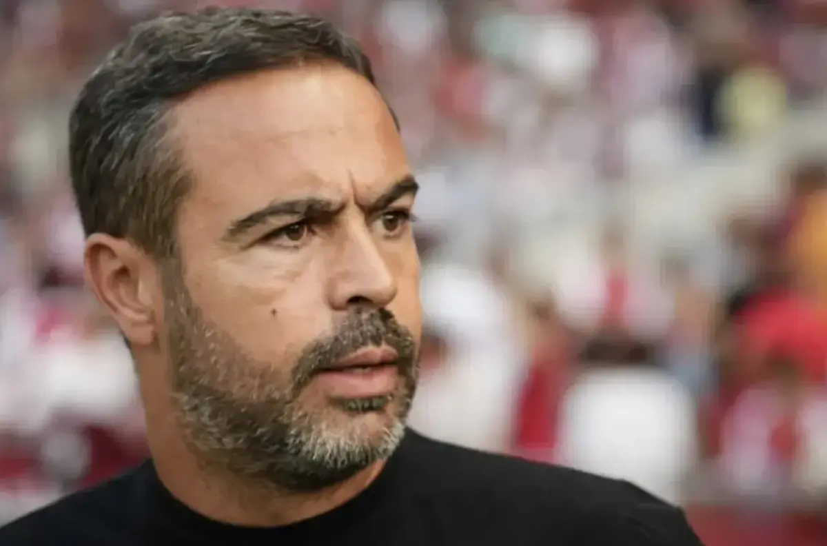 Artur Jorge referiu que o campeonato está suspenso no Catar