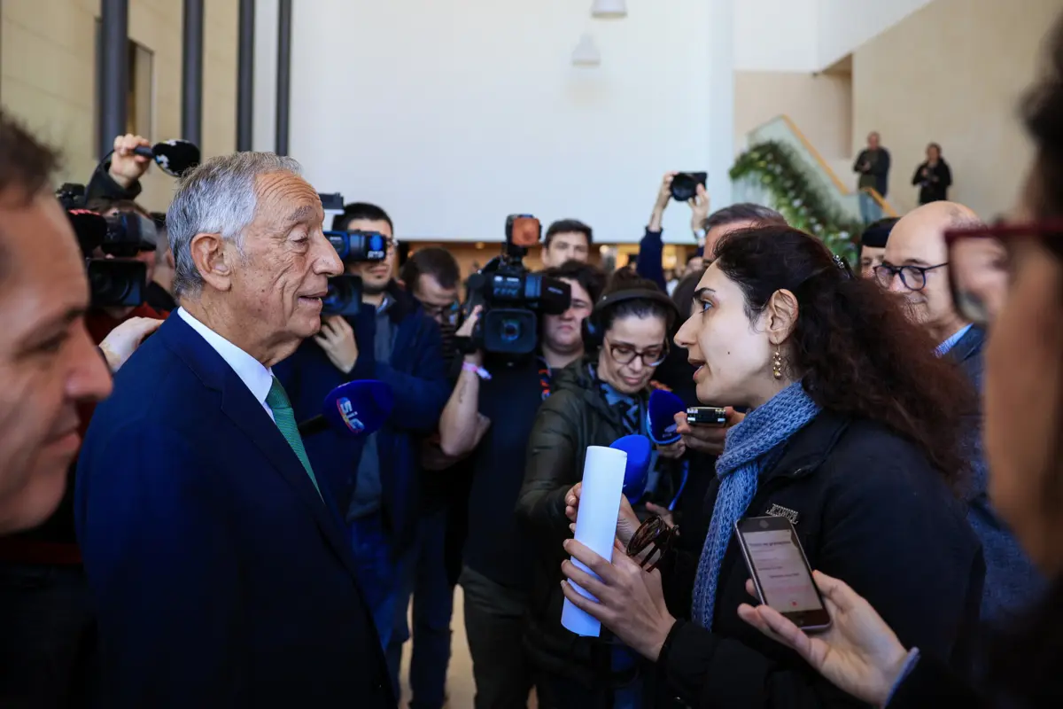 Imagem de contexto do artigo Aluna iraniana pede a Marcelo para ajudá-la a regularizar residência