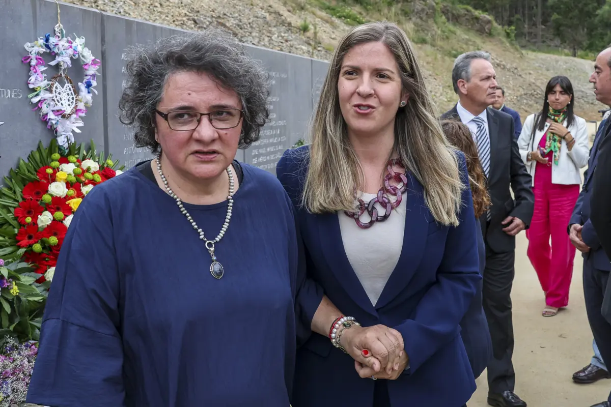 Ministra da Juventude no Memorial às Vítimas dos Incêndios de 2017