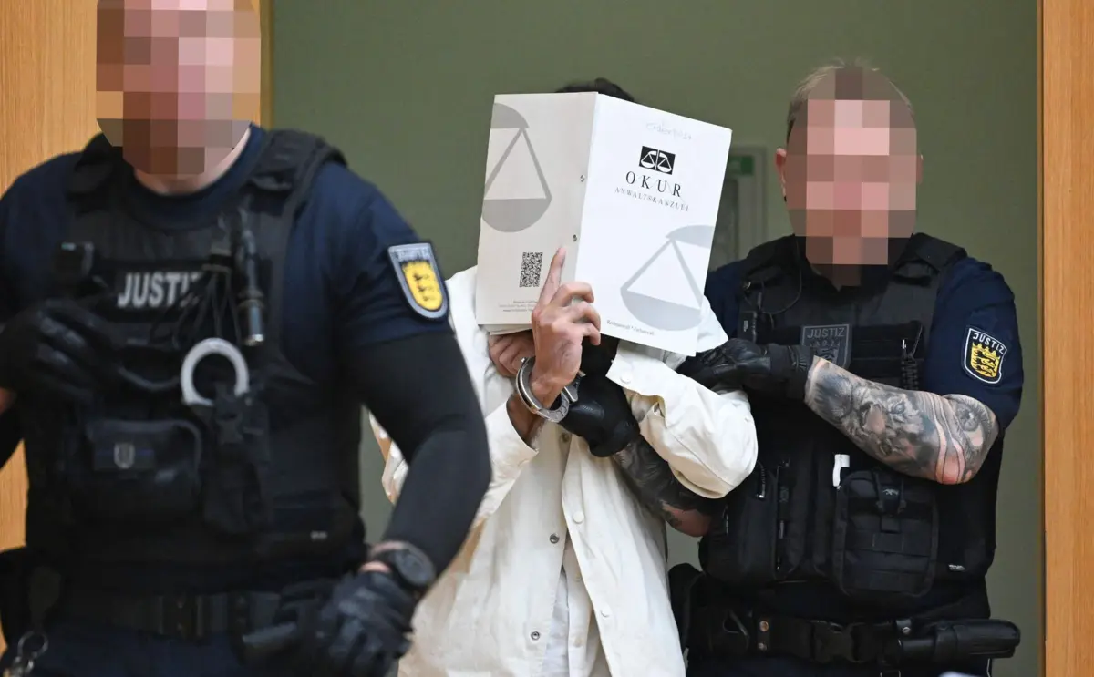 Imagem de contexto do artigo Prisão perpétua para atacante que matou polícia à facada em manifestação na Alemanha