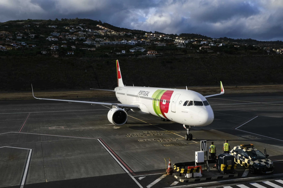 O avião da TAP aterrou de emergência no Aeroporto de Gran Canária