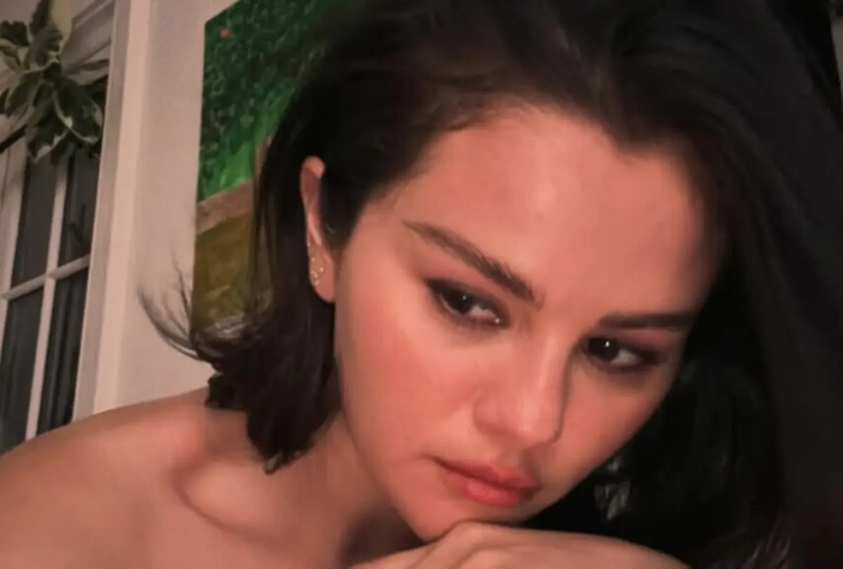 Selena Gomez manifestou-se solidária com mexicanos deportados pelos EUA