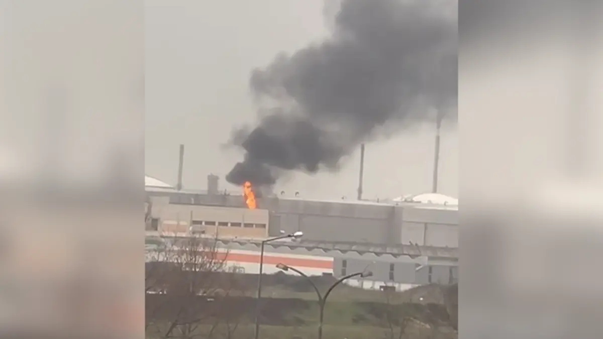 Moradores das redondezas detetaram um intenso cheiro a gás