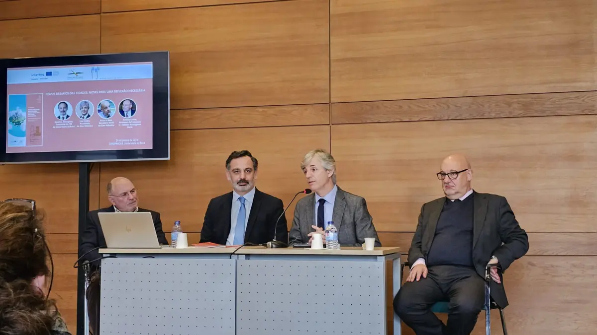 Apresentação do relatório em Santa Maria da Feira