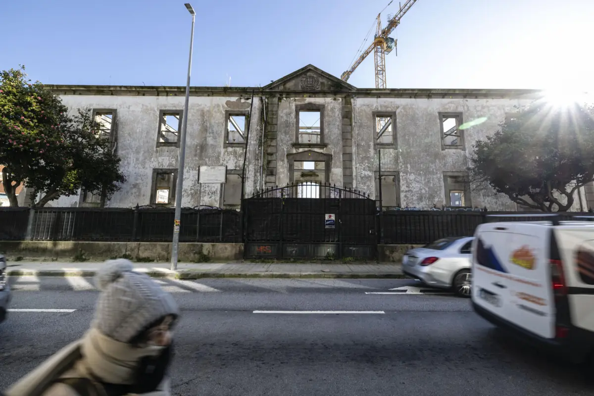 Promotor privado foi obrigado a manter a fachada do antigo quartel