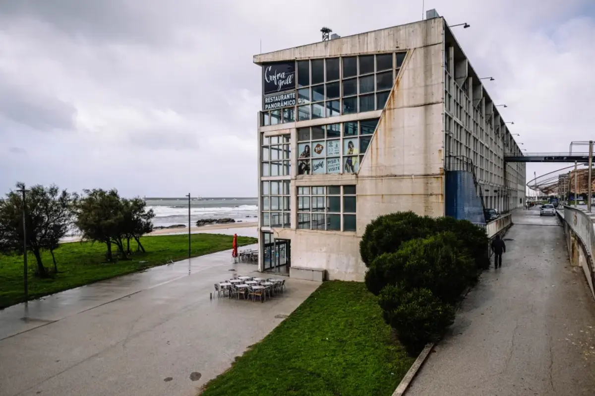 Confusão no Edifício Transparente envolveu 30 a 40 pessoas