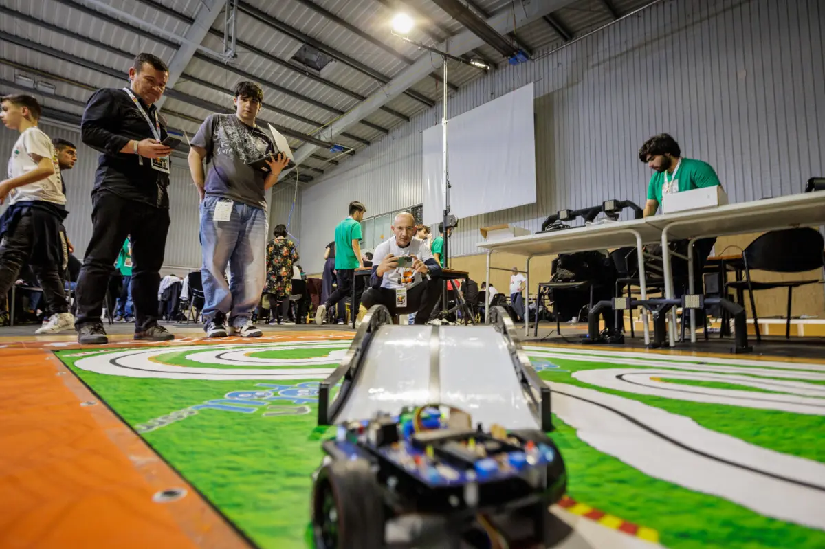 Tirar os alunos da zona de conforto e motivá-los é o objetivo dos professores