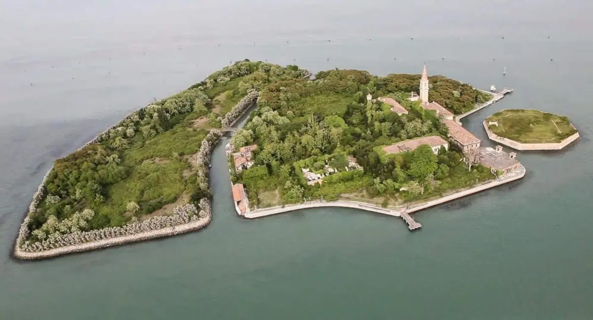 Poveglia alberga um hospital encerrado desde 1968 e carregado de lendas misteriosas