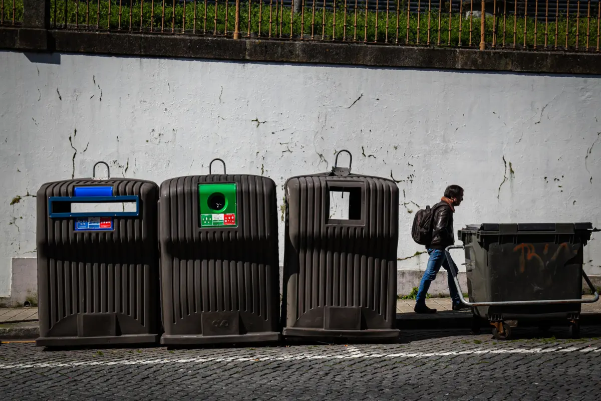 Imagem de contexto do artigo Sete anos e meio de prisão por incendiar ecopontos em Guimarães