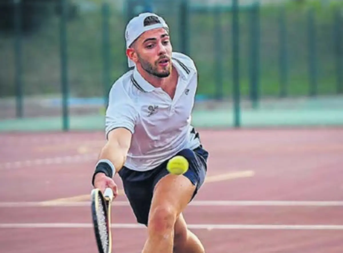 Francisco começou a jogar ténis aos dez anos