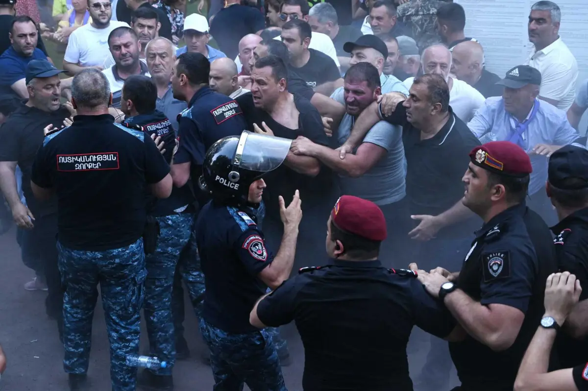Imagem de contexto do artigo Dezenas de feridos em manifestação antigovernamental na Arménia