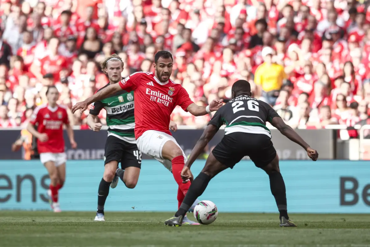 Benfica e Sporting empataram a um golo