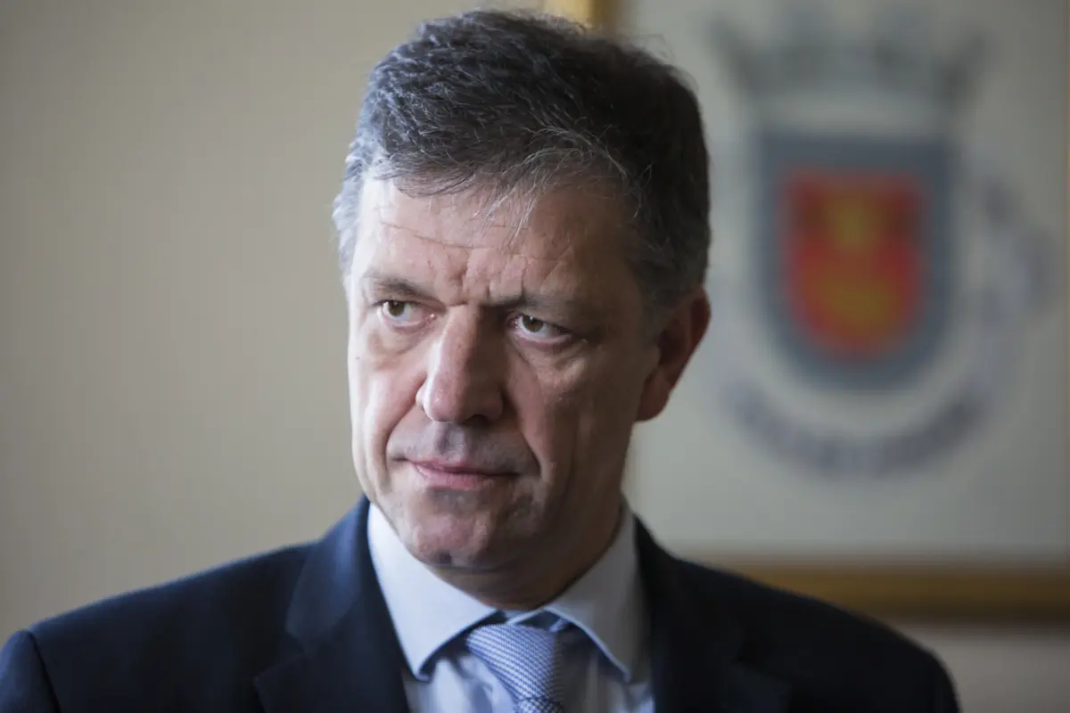 Vasco Estrela espera trazer mais dois médicos