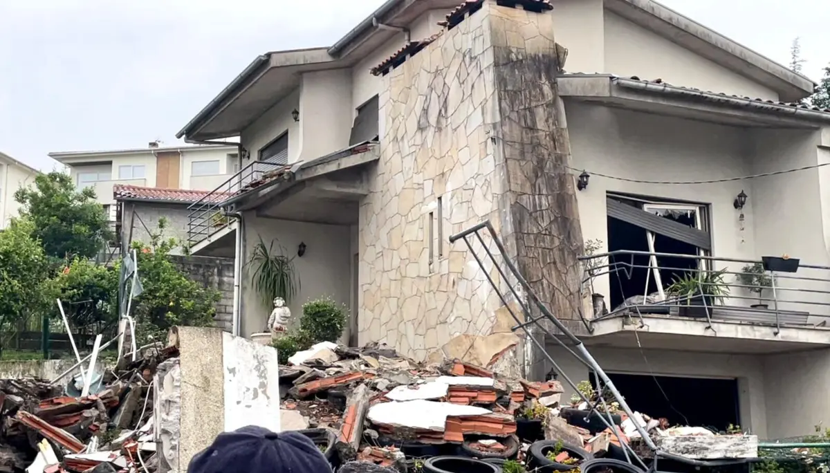Registados danos materiais em 11 casas