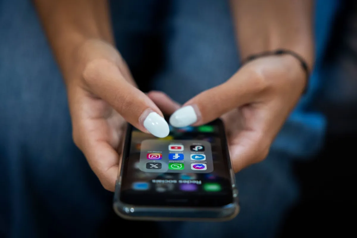 A desinformação tende a atacar instituições científicas e europeias