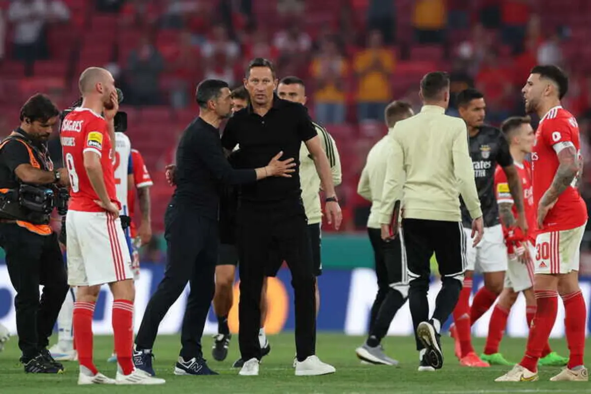 Roger Schmidt procura o segundo troféu em Portugal. Já Sérgio Conceição pode passar a ser o recordista de vitórias na Supertaça