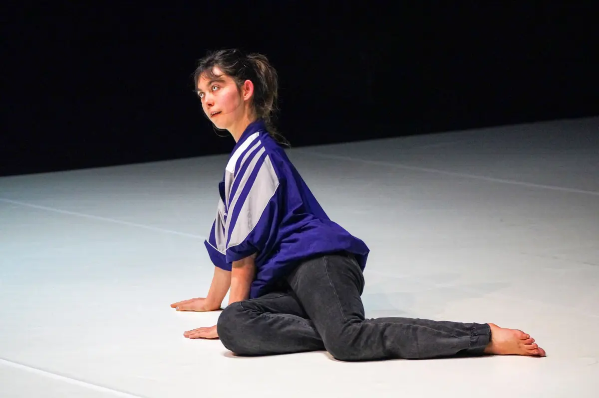 Solo de Sati Veyrunes é uma cascata de emoções, do prazer e da alegria