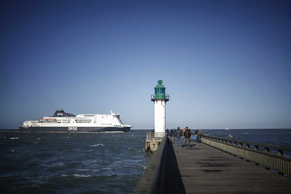 Imagem de contexto do artigo Recorde: 73 pessoas morreram este ano a tentar atravessar Canal da Mancha