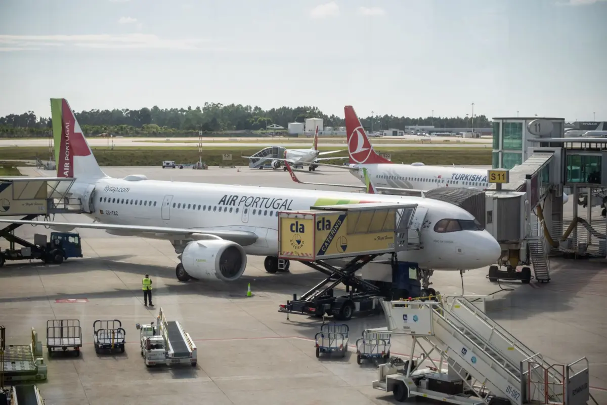 O objetivo desta comissão é apoiar o Governo na prossecução dos princípios de transparência, rigor e isenção da reprivatização
( Igor Martins )