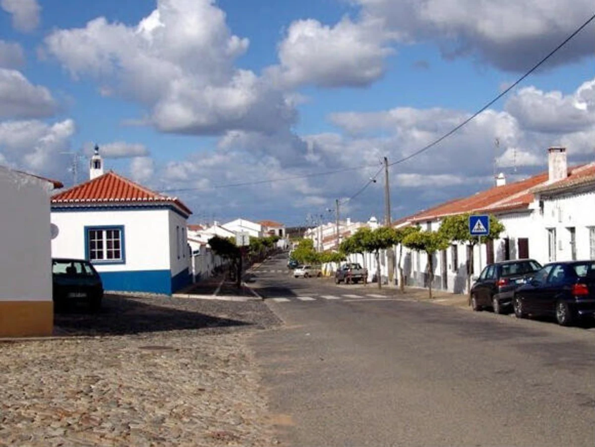 O acidente teve lugar esta quinta-feira à noite na aldeia de Baleizão.