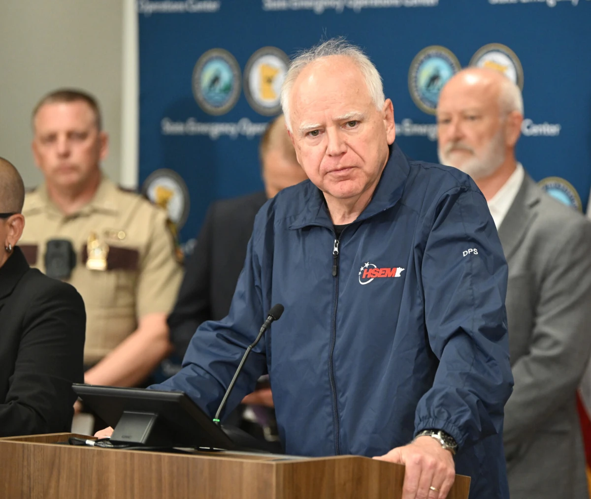 Governador do Minnesota, Tim Walz, confirmou a detenção do suspeito que estava em fuga