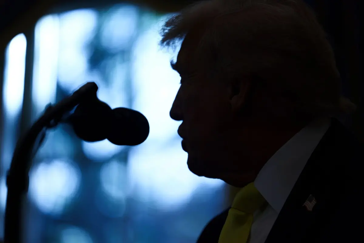 "Não quero dizer mais nada, mas estamos agora a considerar ataques terrestres", afirmou Trump