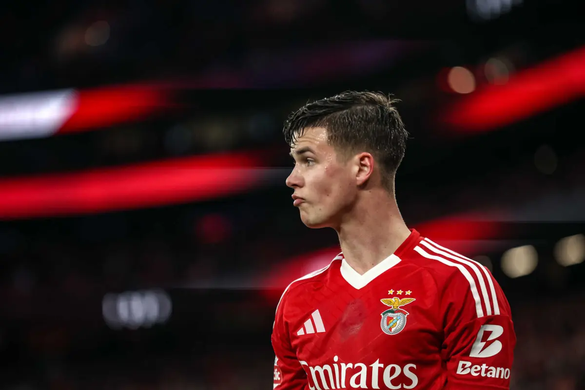 Internacional sueco conta já com oito jogos e duas assistências ao serviço dos encarnados