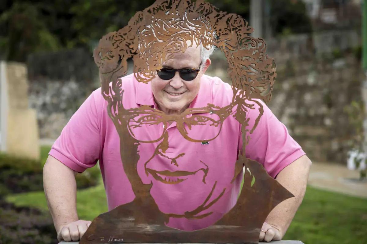 Esteves Cardoso confessou-se emocionado por ver "reles escritor de Lisboa ser lembrado por uma cidade”