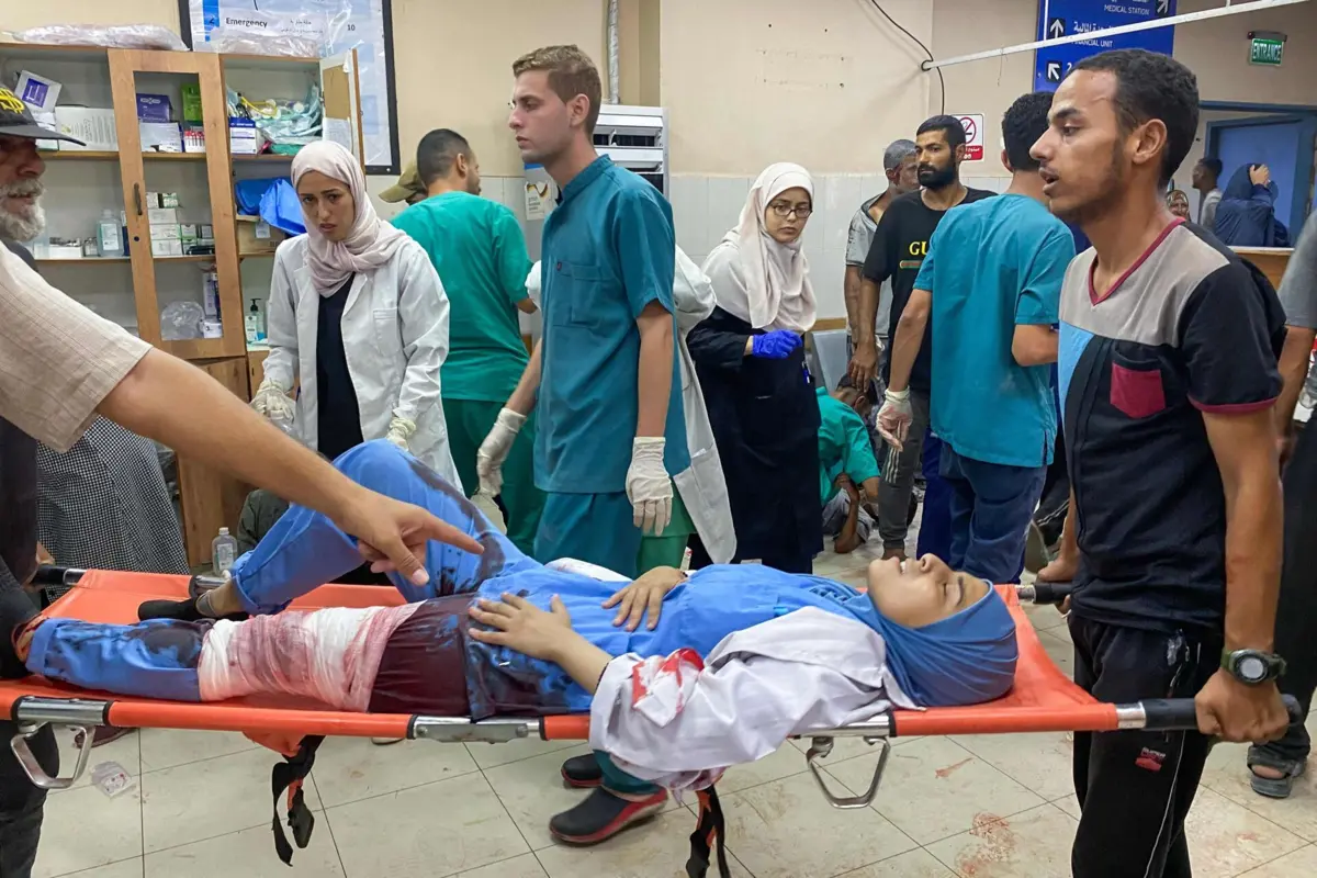 Desde o início do conflito, vários hospitais foram atingidos ou invadidos em toda a Faixa de Gaza