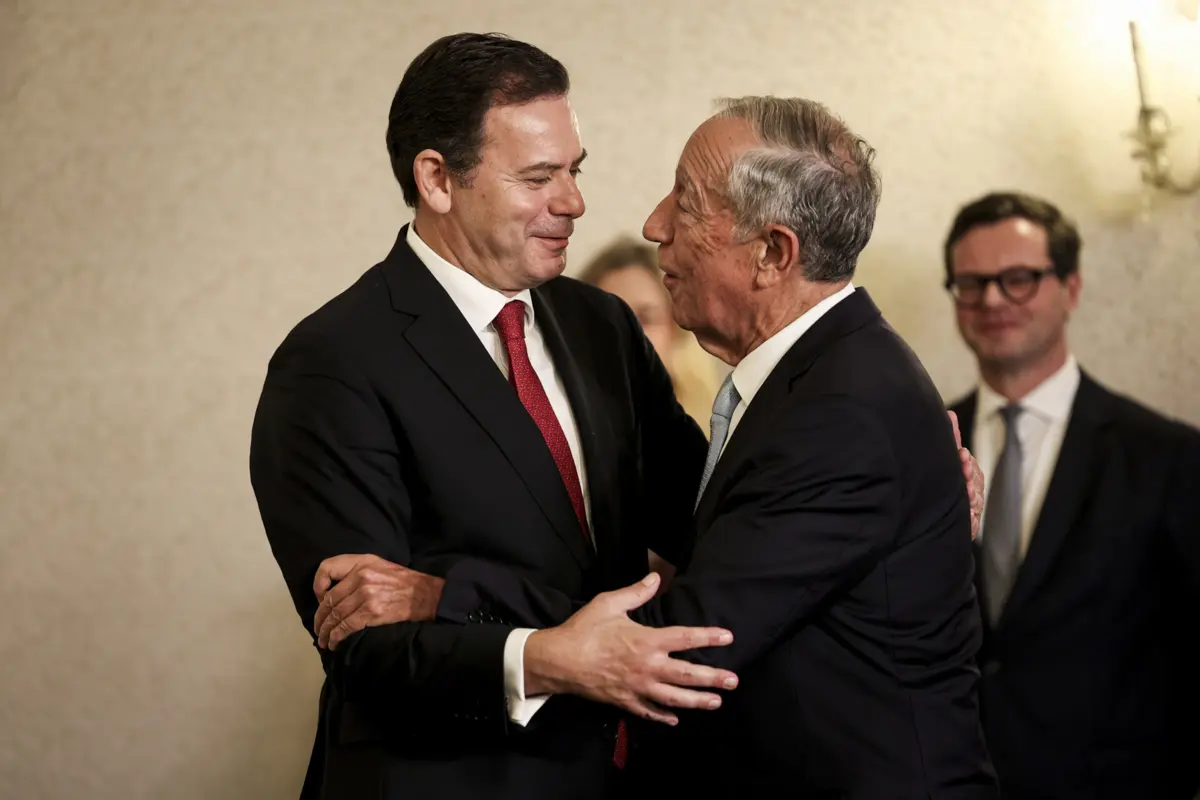 Imagem de contexto do artigo "Não, não, não". Marcelo afirma que já há "cooperação total" com Governo