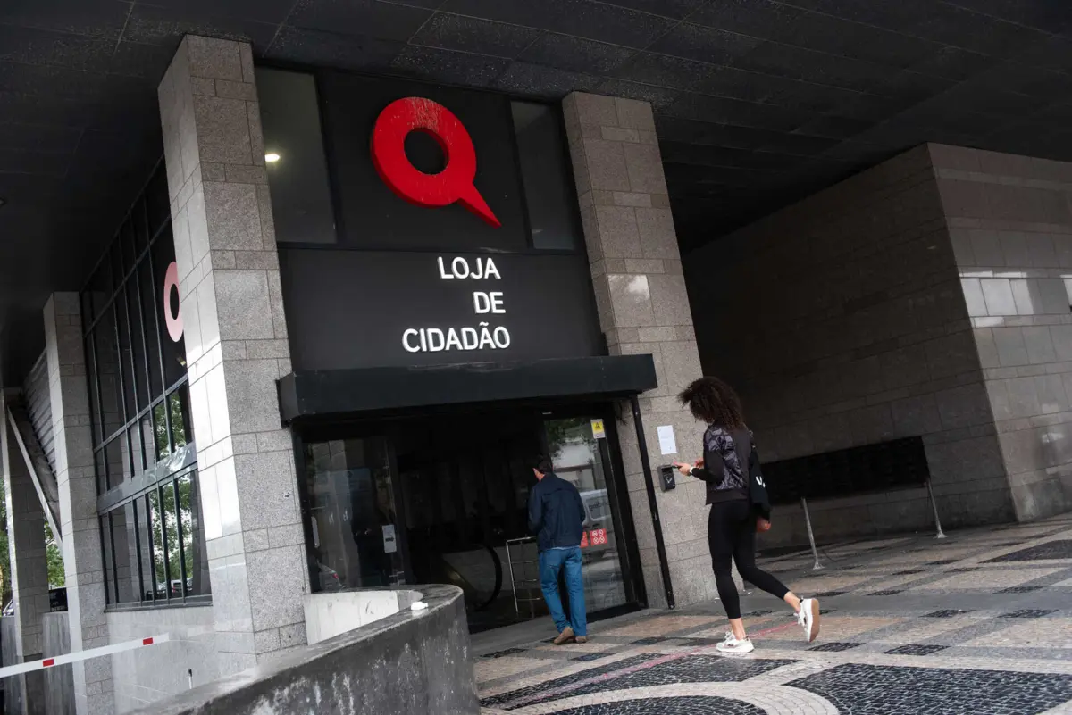 Imagem de contexto do artigo Nomes neutros. Saiba o que muda na lei