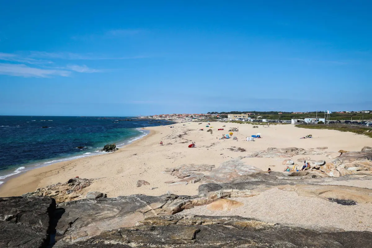 Imagem de contexto do artigo Vila do Conde vigia as praias o ano inteiro e ensina alunos a salvar-vidas
