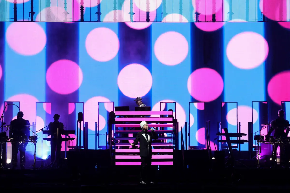 Peto Shop Boy, no Kalorama