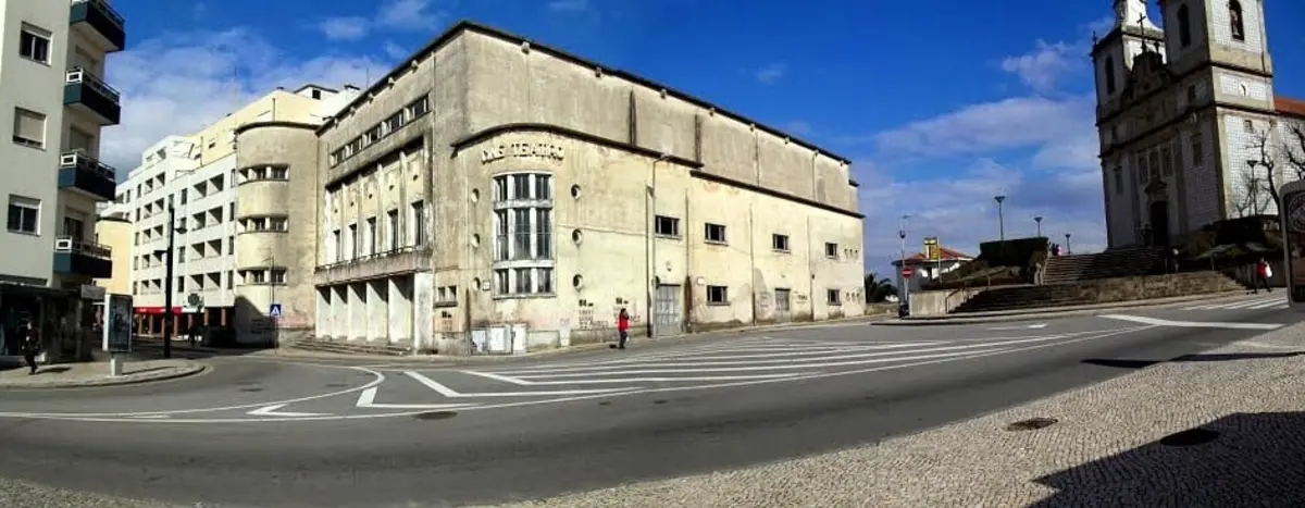 Cineteatro de Ovar está bastante degradado