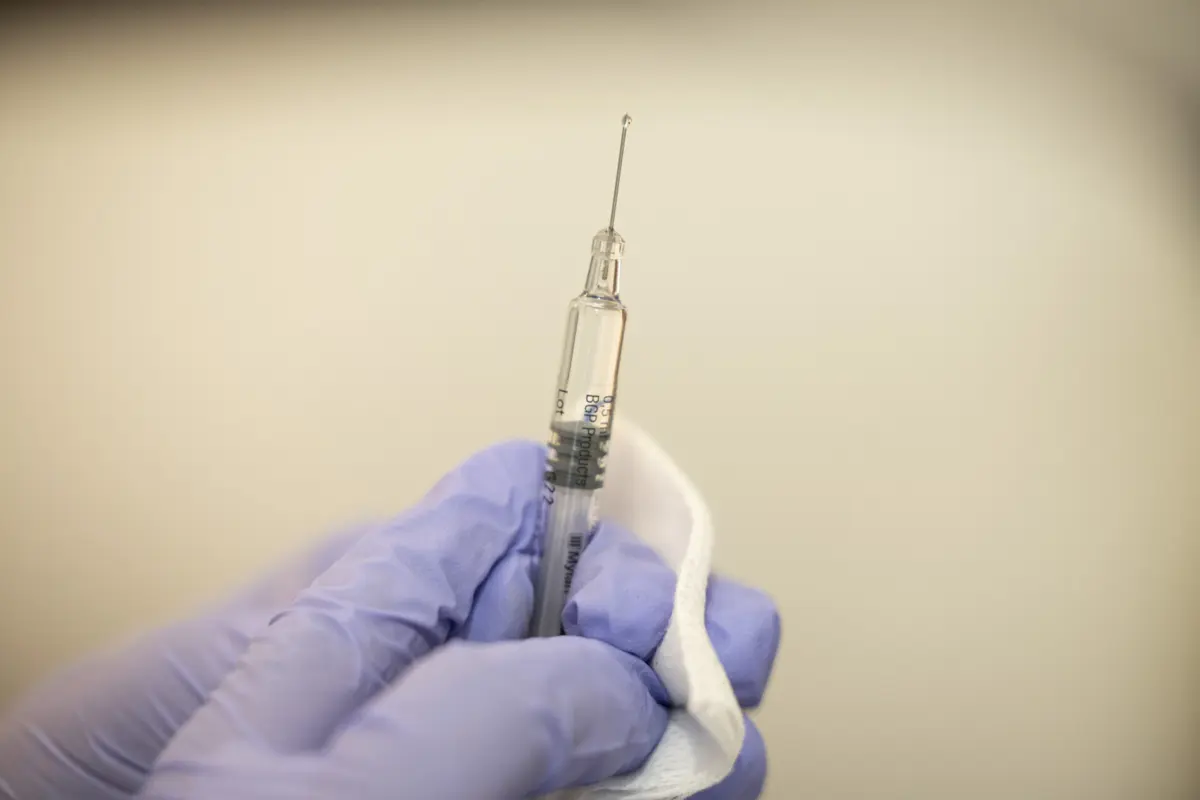 Imagem de contexto do artigo Vacina de mRNA provoca resposta imunológica forte contra tumor cerebral