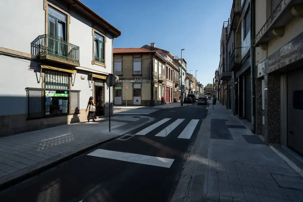 Intervenção renovou o pavimento, que estava bastante danificado