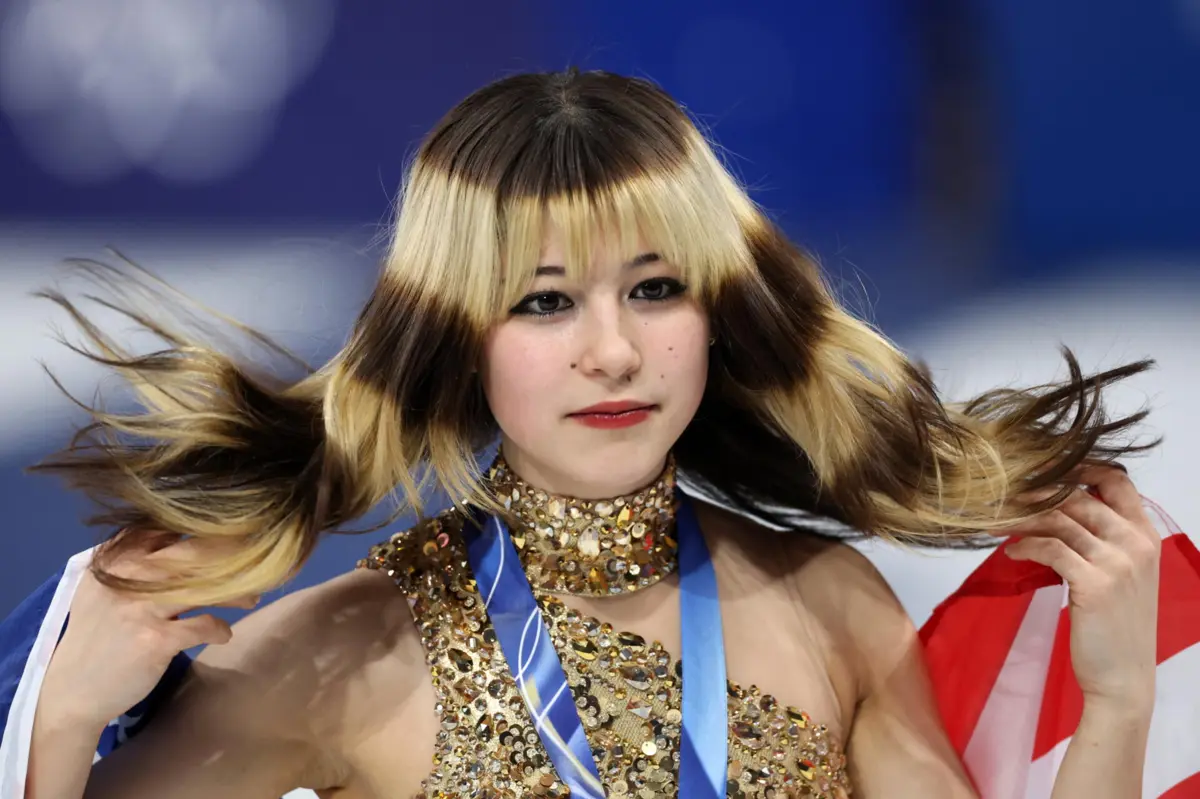 Alysa Liu venceu a medalha de ouro na patinagem livre, nos Jogos Olímpicos de Inverno