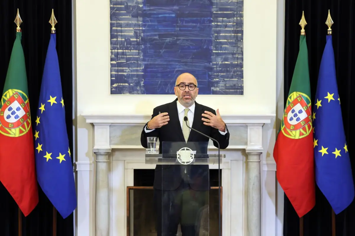 Miguel Pinto Luz fez referência à necessidade de "garantir condições de vida digna" aos trabalhadores