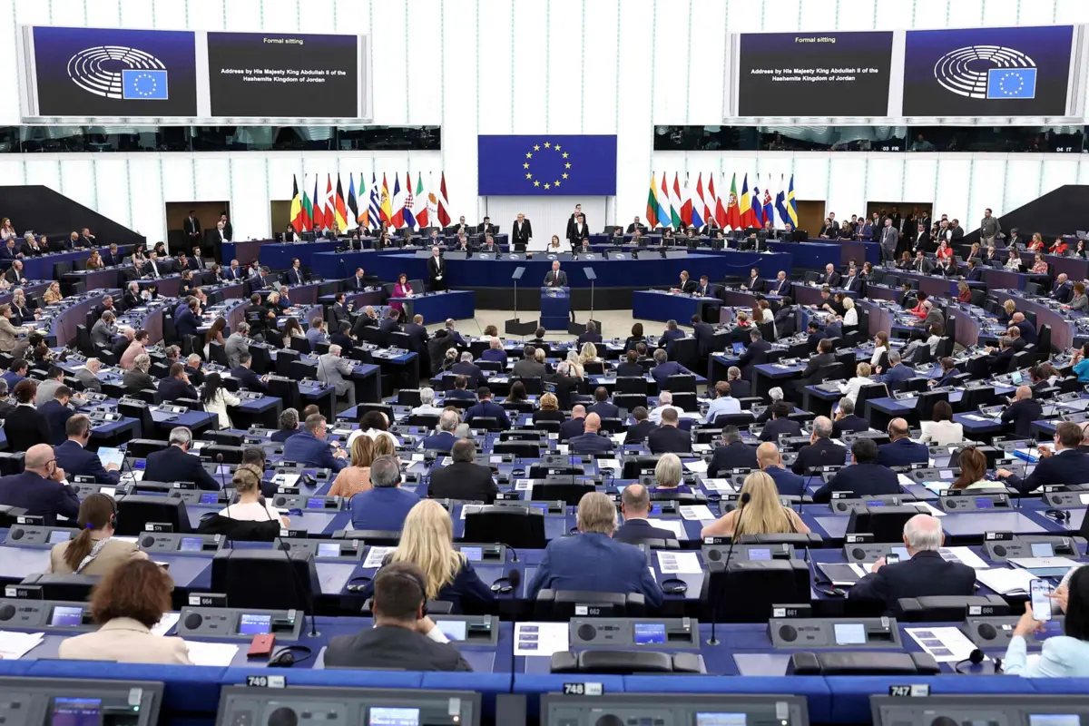 O Parlamento Europeu pediu ao Tribunal de Justiça da UE a anulação do programa de empréstimos para a Defesa