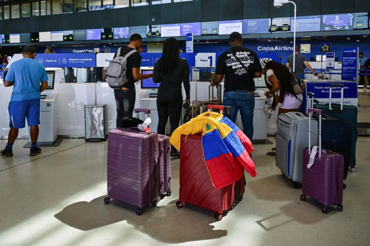 Várias companhias aéreas internacionais, entre as quais a TAP, cancelaram os respetivos voos na região
