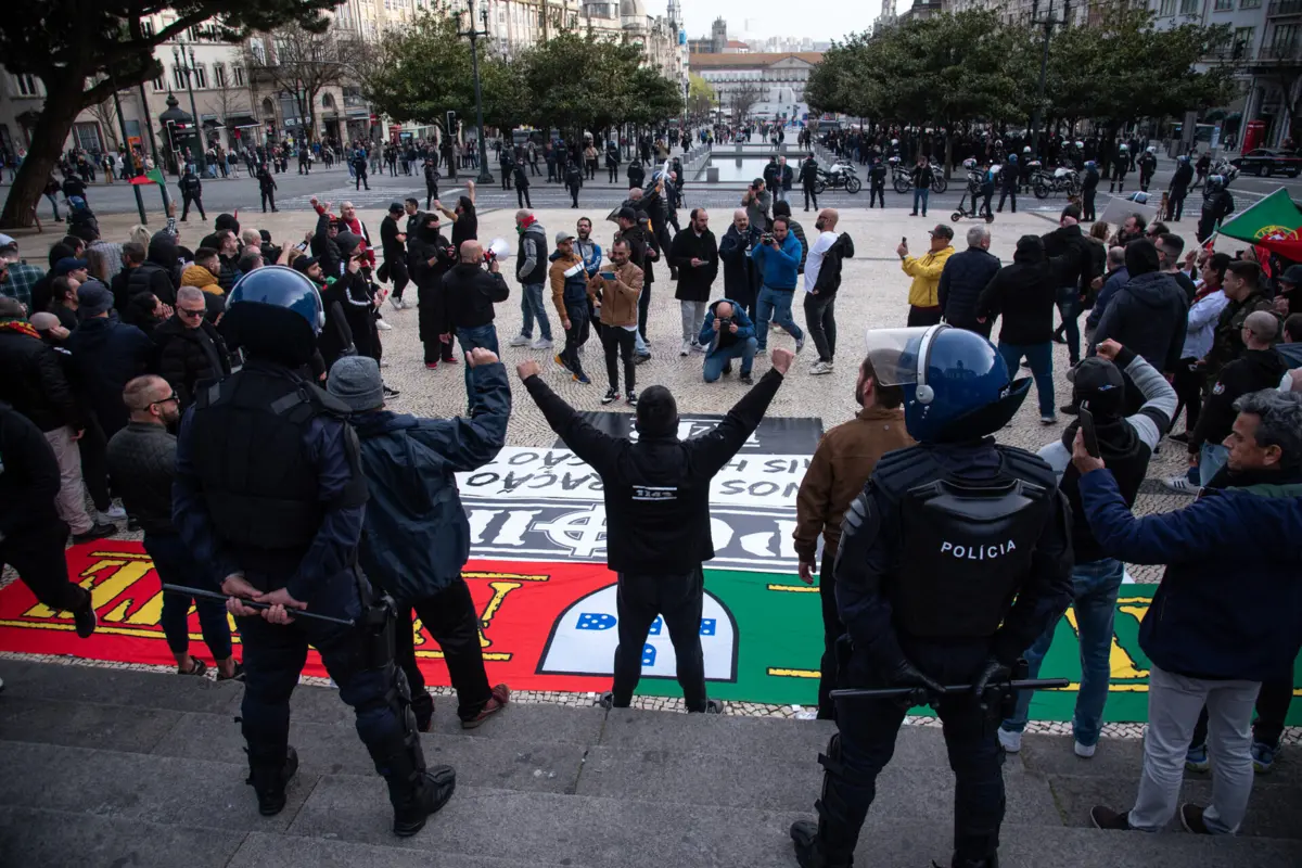 Imagem de contexto do artigo Ameaça ligada à extrema-direita aumenta em Portugal em 2023