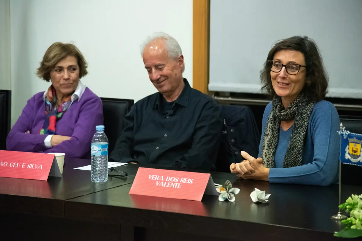 Sessão descentralizada do festival Correntes d'Escritas, na Junta de Freguesia de Terroso: Maria do Rosário Pedreira, João Céu e Silva e Vera dos Reis Valente.