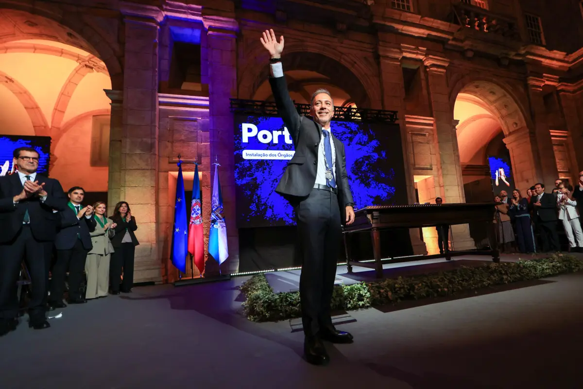 Faz esta sexta-feira um mês que Pedro Duarte tomou posse como presidente da Câmara do Porto, sucedendo ao independente Rui Moreira.