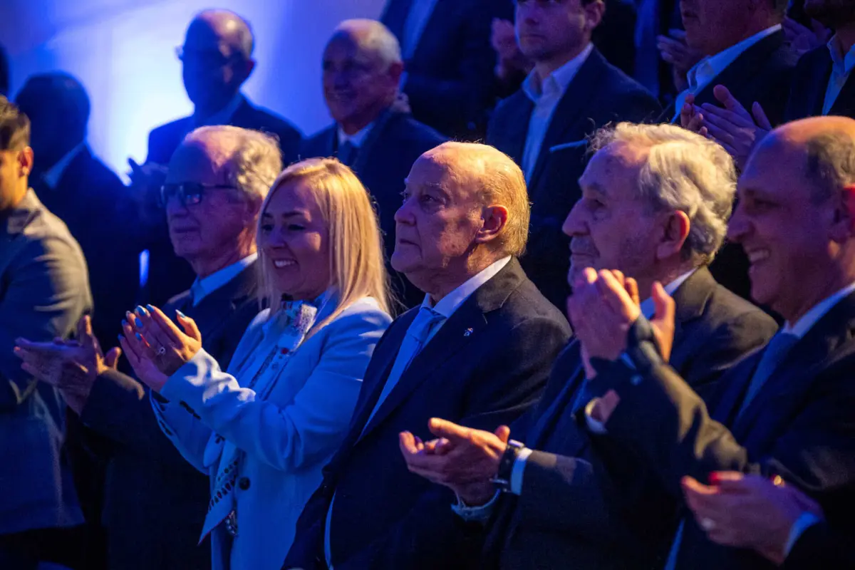 Pinto da Costa com Ramalho Eanes e Manuel Pizarro