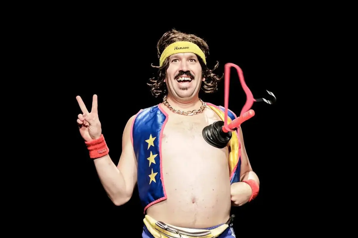 Abraham Arzate atua em Paredes de Coura no Mundo ao contrário