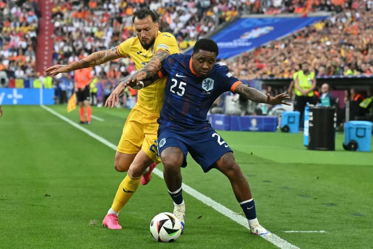 Extremo ao serviço dos Países Baixos no Euro 2024