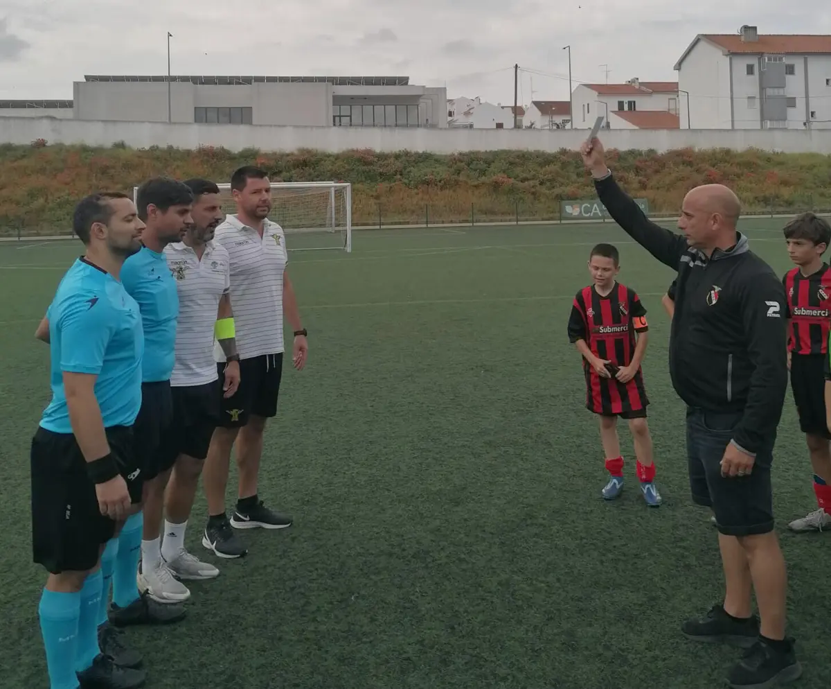 Nuno Marques mostrou o cartão branco aos árbitros e à equipa técnica do adversário