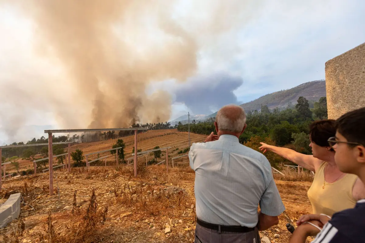 Fogo em Penafiel avançou para Gondomar