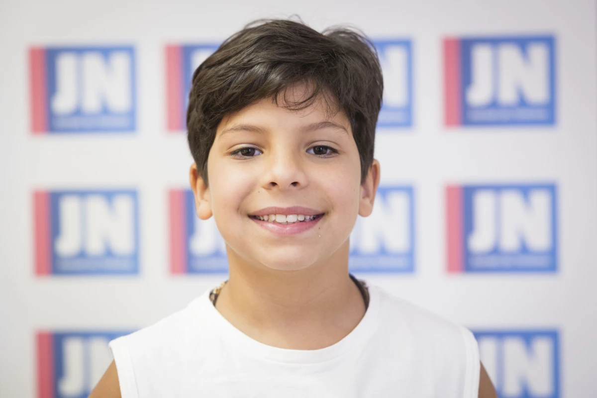 Theo Teixeira ganhou a "Bolsa de Mérito - Educação para todos"