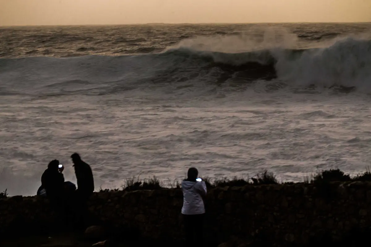 Bancária terá lesado vários clientes em três milhões de euros